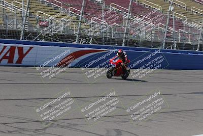 media/Aug-27-2022-Fastrack Riders (Sat) [[c588535105]]/Level 4/Session 1 Start Finish/
